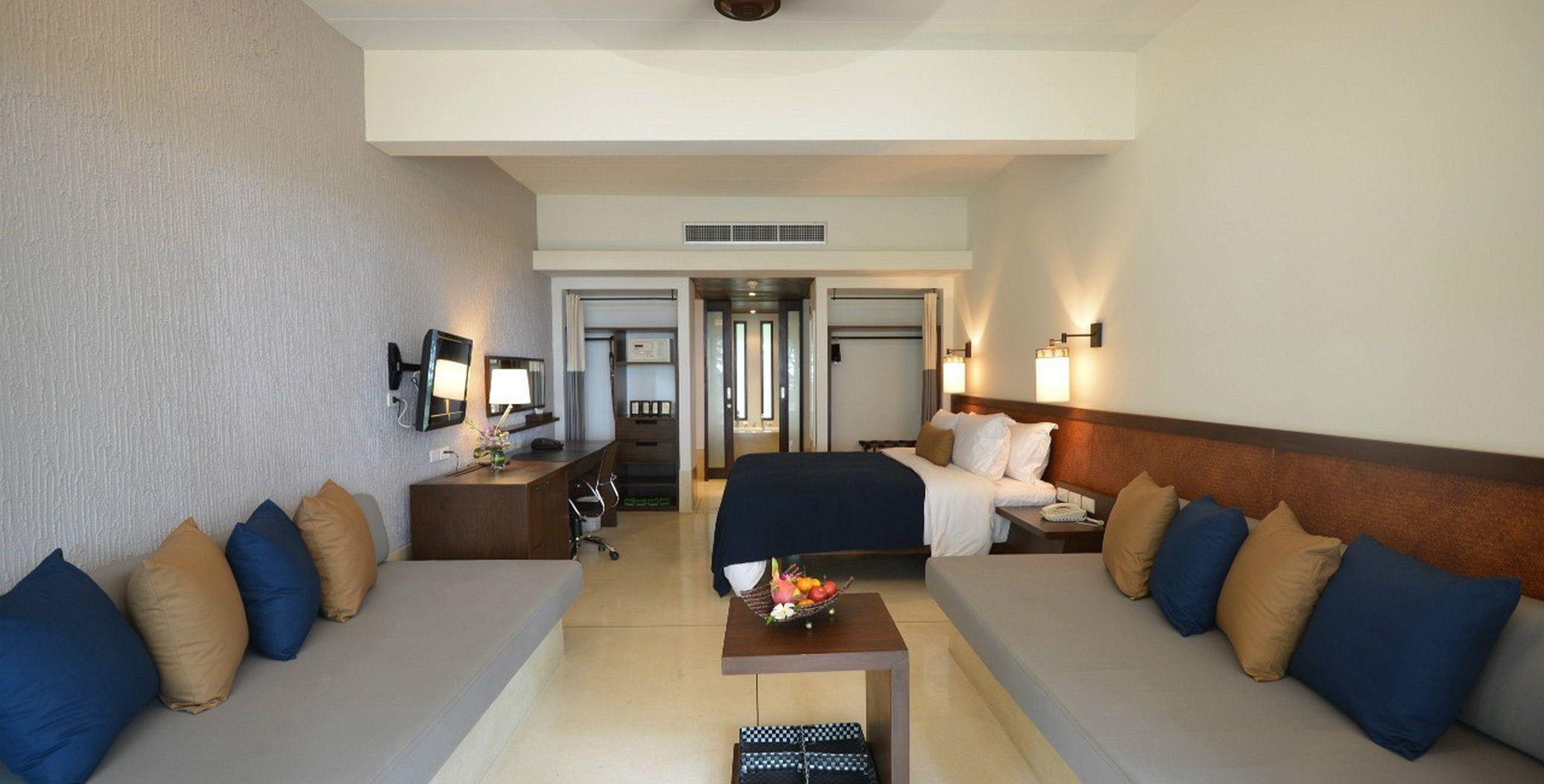 Grand Southsea Khaolak Beach Resort Khao Lak Buitenkant foto